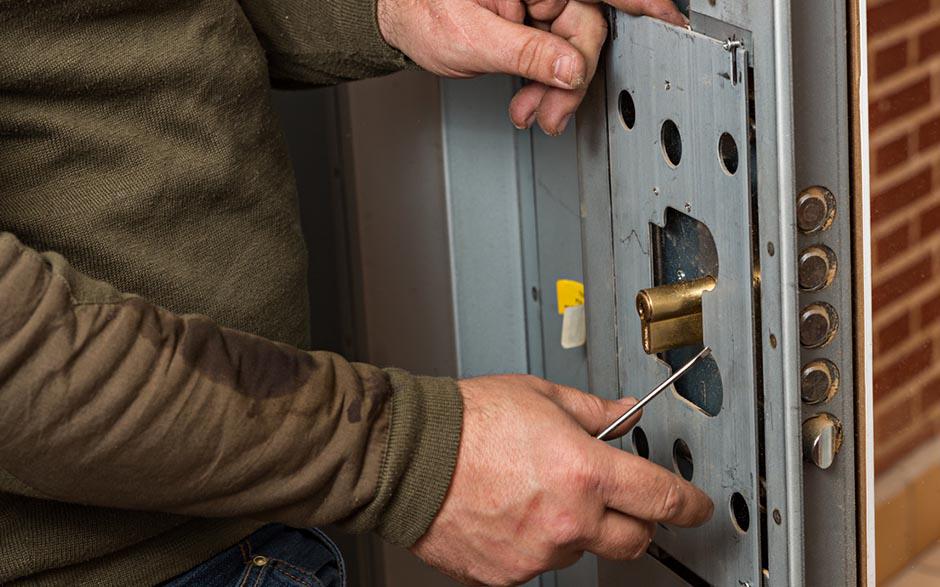 changer serrure porte fenetre pvc Savigny-sur-Orge